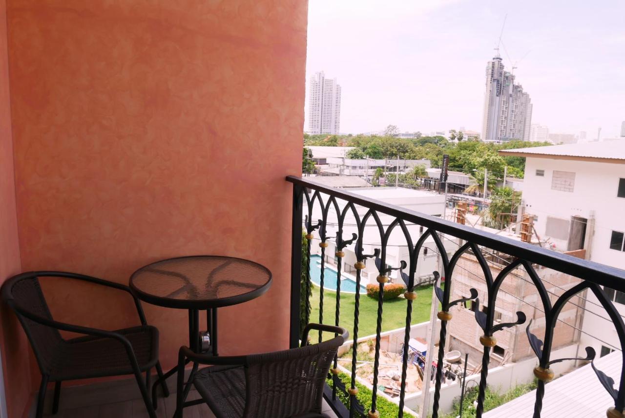 Seven Seas Resort Pattaya & Sofa Bed Jomtien Beach Εξωτερικό φωτογραφία